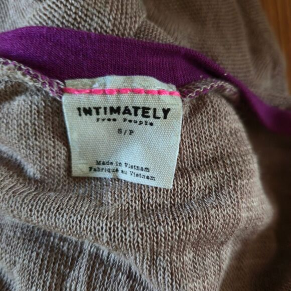 Intimately Free People Raw Seam Knit Top – Size Small – Mauve + Purple Trim - Picture 2 of 3